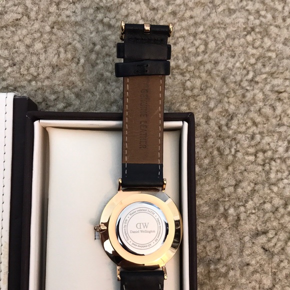 Daniel Wellington Classic Sheffield Watch 36mm - Picture 6 of 7